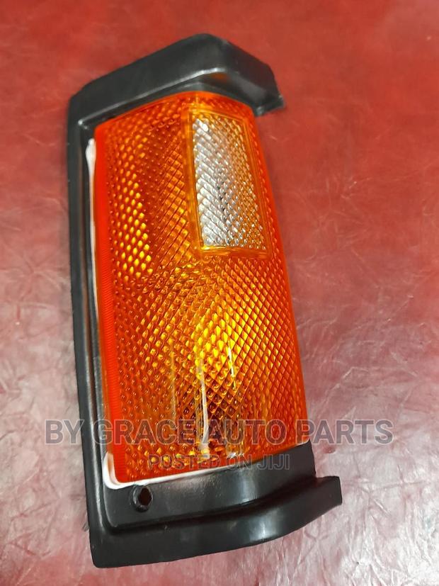 Corner Lamp Z16/Nissan Sahara.