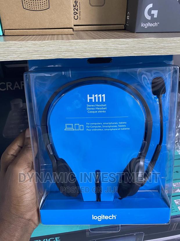 LOGITECH H111 Corded Stereo Headset – BLACK – 3.5 MM - main view