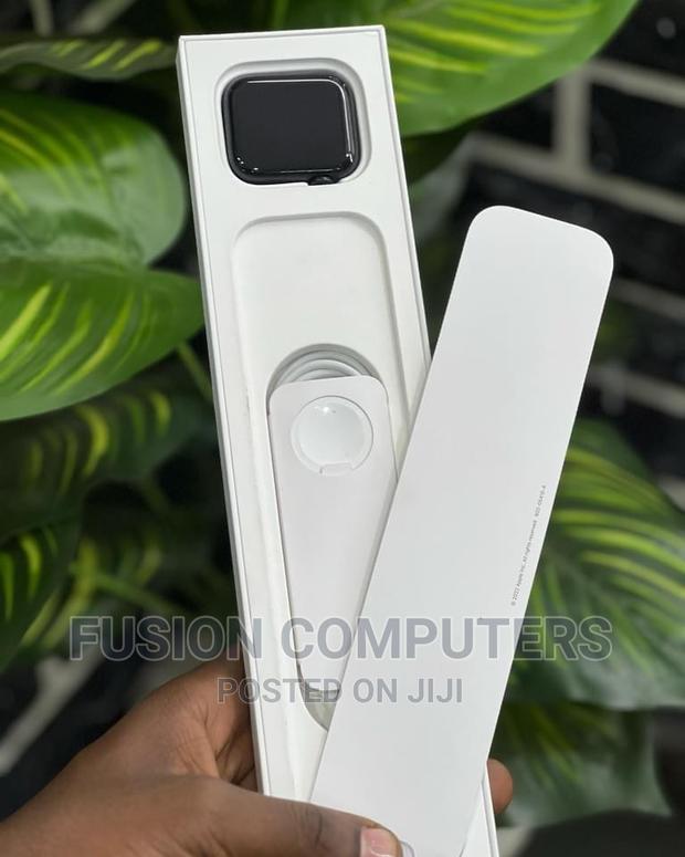 Apple Watch Se 2nd Gen 44mm GPS - thumbnail 3