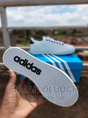 Adidas Advantage
