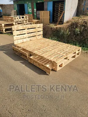 5*6 Pallet Bed- Detachable With Drawers (DNH,)
