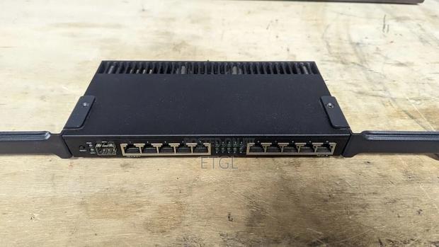 Mikrotik Rb4011igs+Rm Router - main view