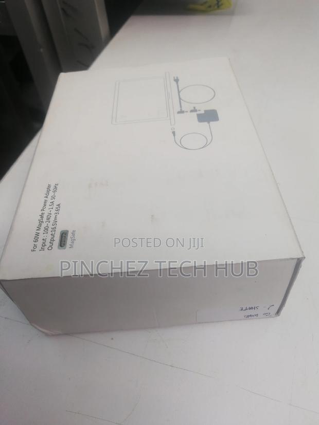 L Shaped 65 Watts - thumbnail 3