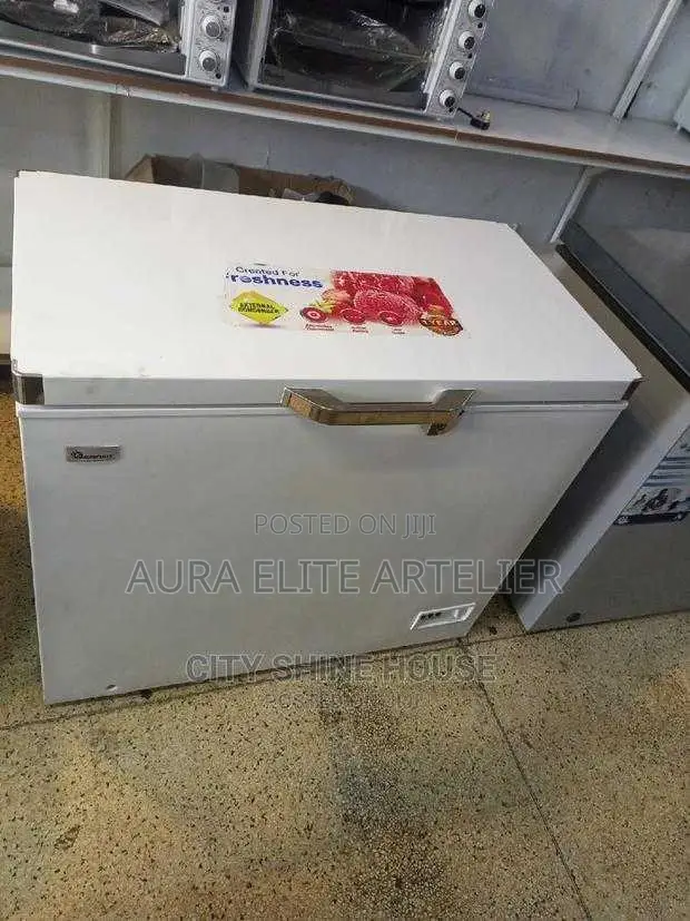 Von Hotpoint 190ltr Display Chest,Deep Freezer Used 6months