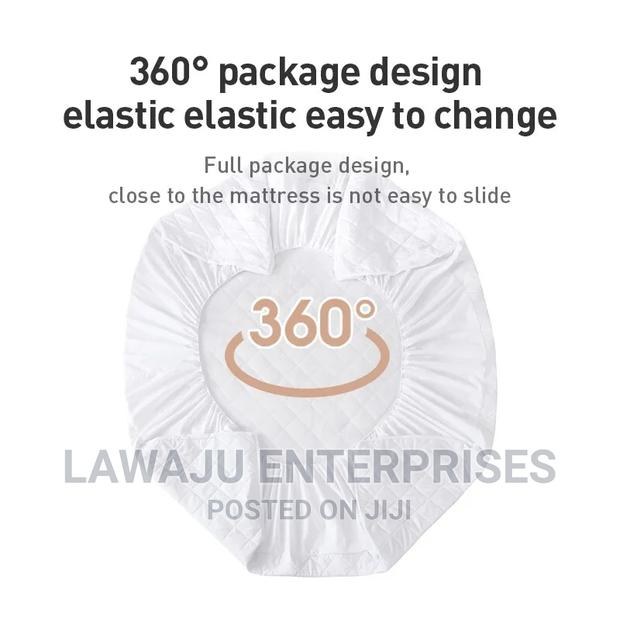 6*6 Padded Waterproof Mattress Cover - thumbnail 2