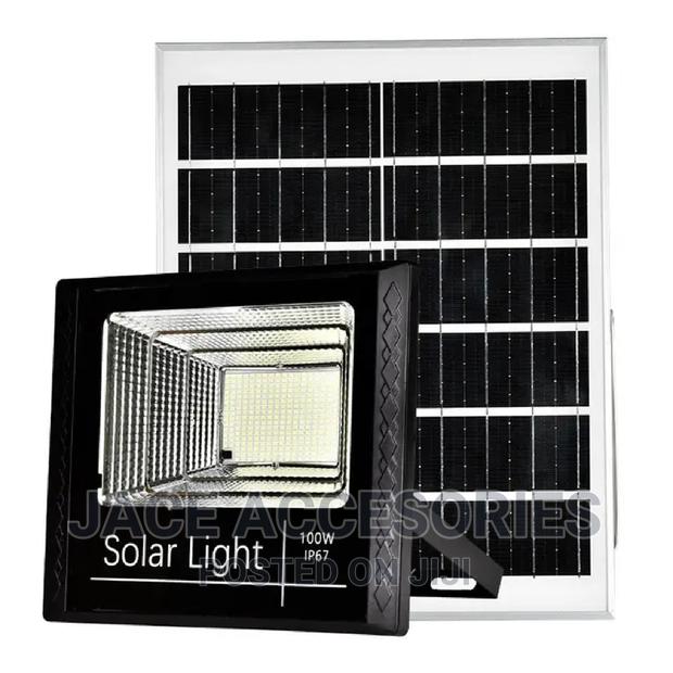 Bright 100w Solar Flood Light - thumbnail 4