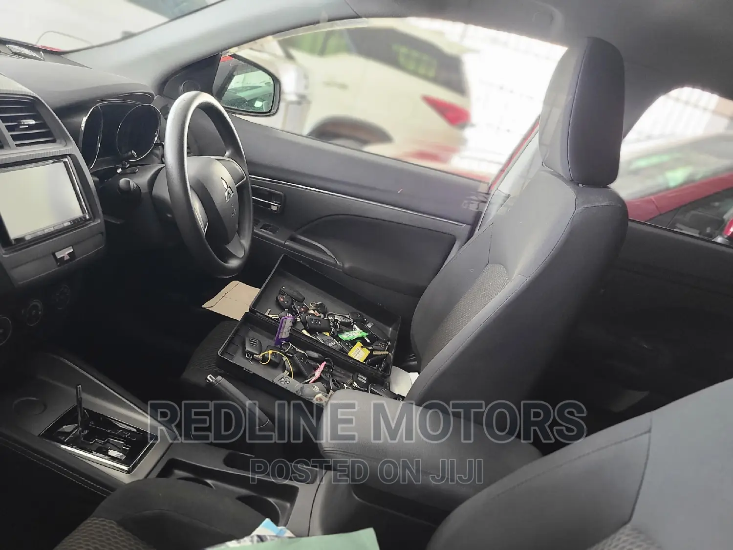Mitsubishi RVR 2017 Red