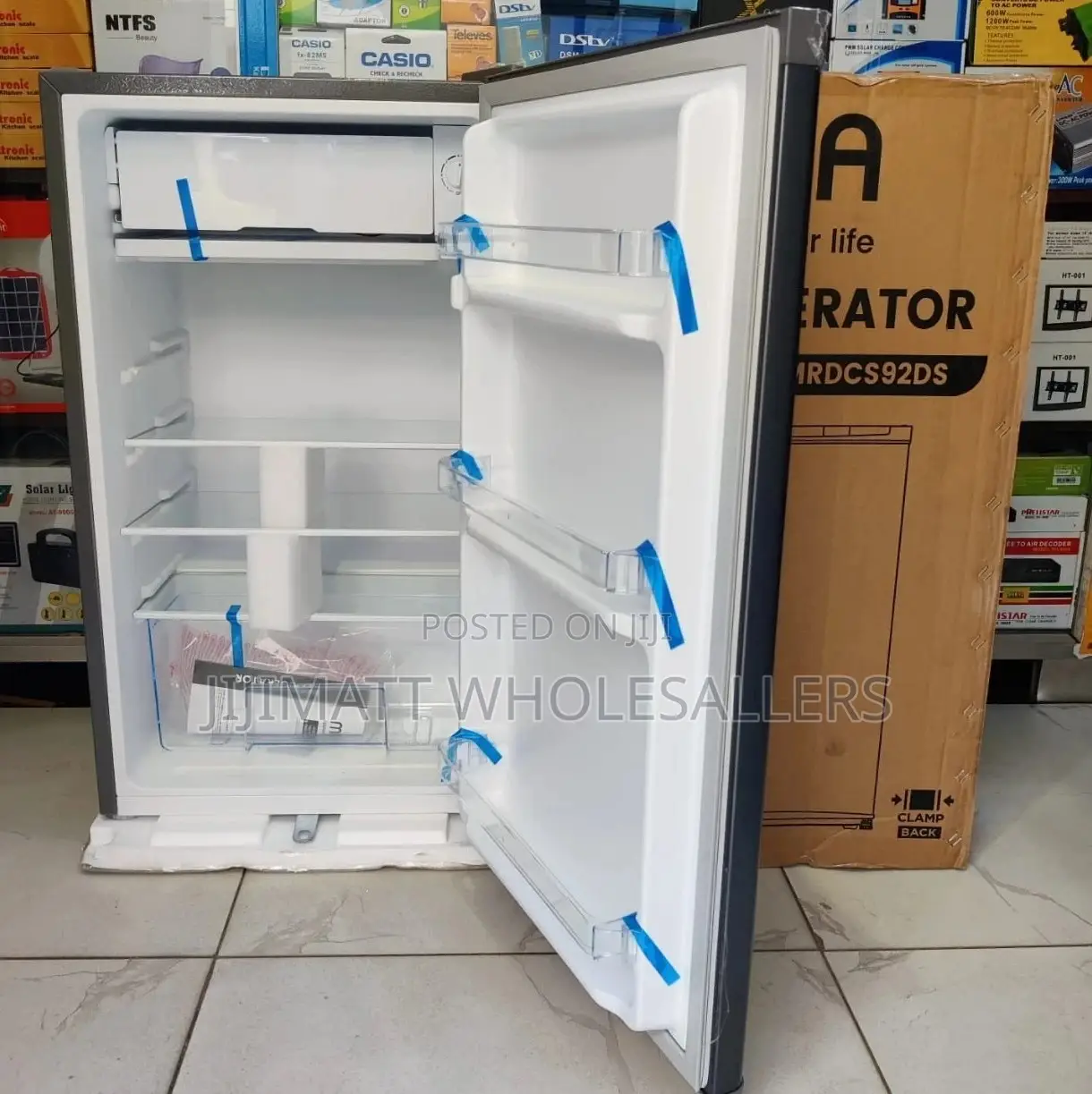 Fridge/Mika 92litres Fridge
