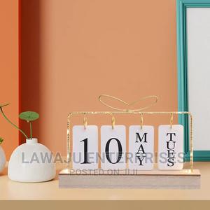 Desktop Calendar Decor - thumbnail 2