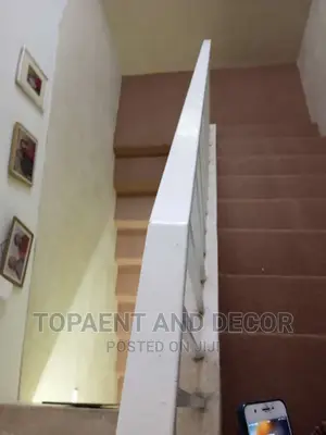 Brown Wall to Wall Carpet Wall to Wall Carpet