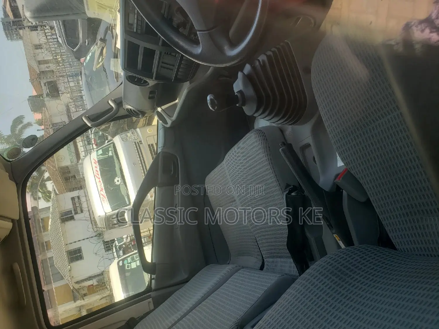 Toyota Dyna, 4 Ton, Long Chassis, 4000cc, Manual DIESEL