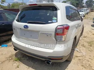 Subaru Forester 2.0XT Premium AWD 2017 White
