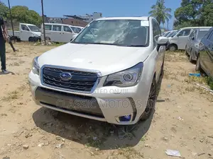 Subaru Forester 2.0XT Premium AWD 2017 White