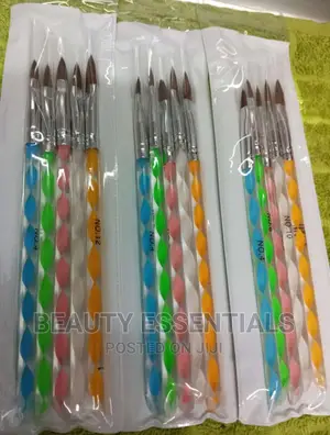 Acrylic Brushes