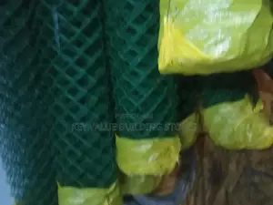 PVC Coated Chainlink 14g Mesh 80×80(Multiple Colors)