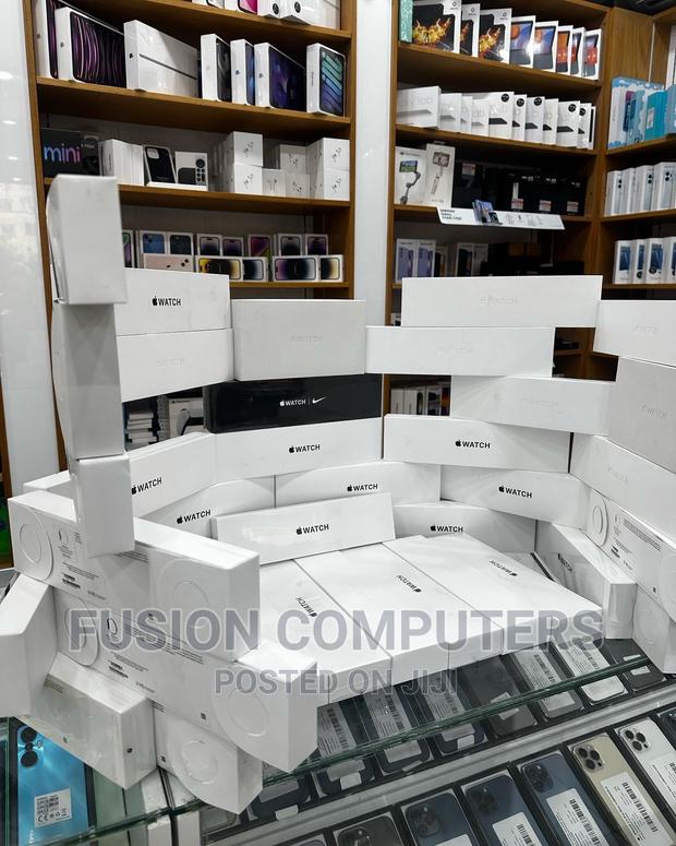 Apple Watch Se 2nd Gen 40mm - main view