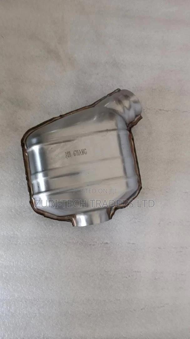 Original Mercedes Muffler Catalyst