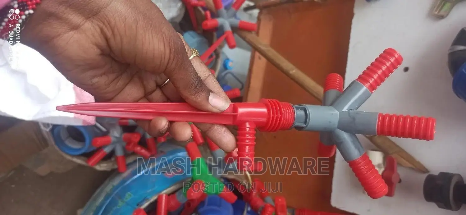 Divine Quality Spike Sprinkler