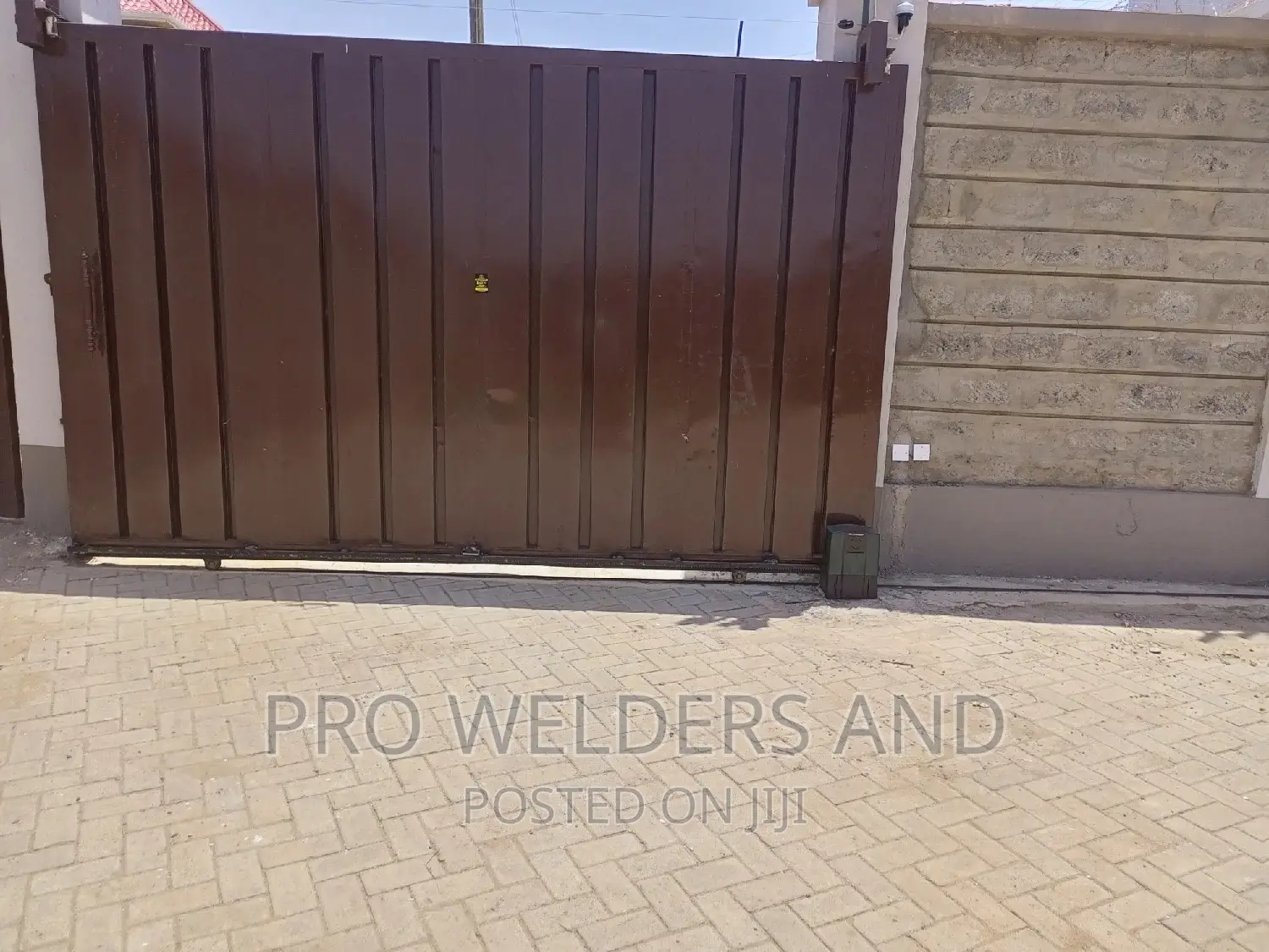 Sliding Gates Automation