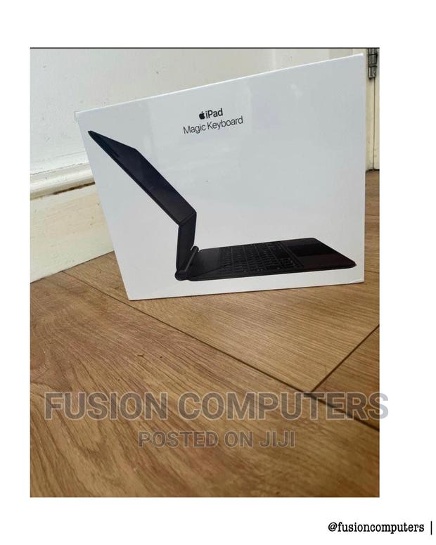 Apple iPad Magic Keyboard 11” A2261 - main view