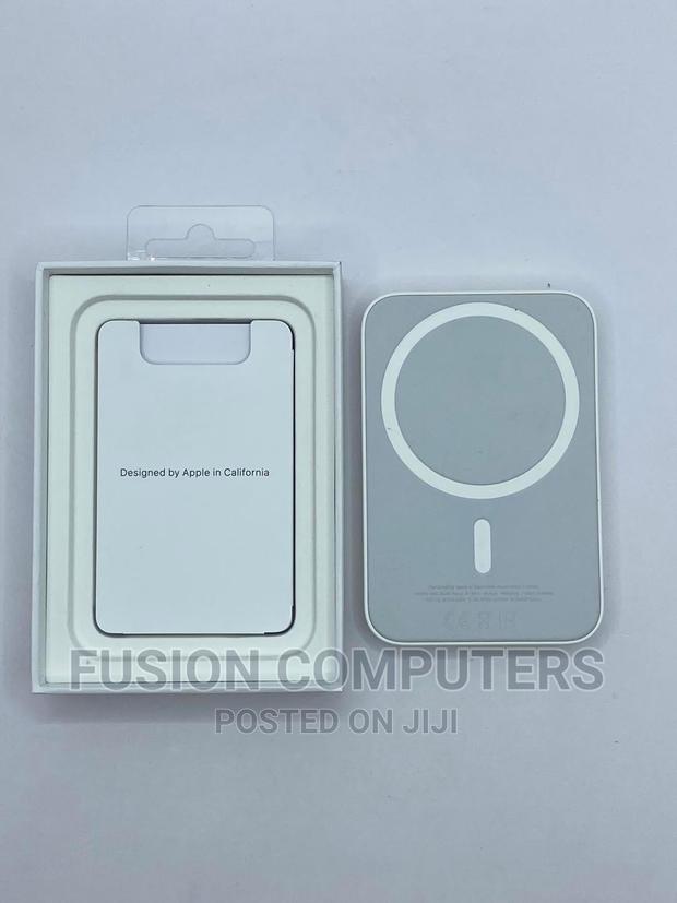 Original Apple iPhone Magsafe Battery Pack - thumbnail 3