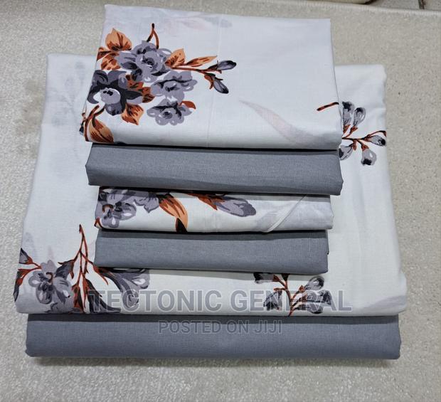 7 by 8 Cotton Bedsheet Two Bedsheets With Four Pillowcases - main view