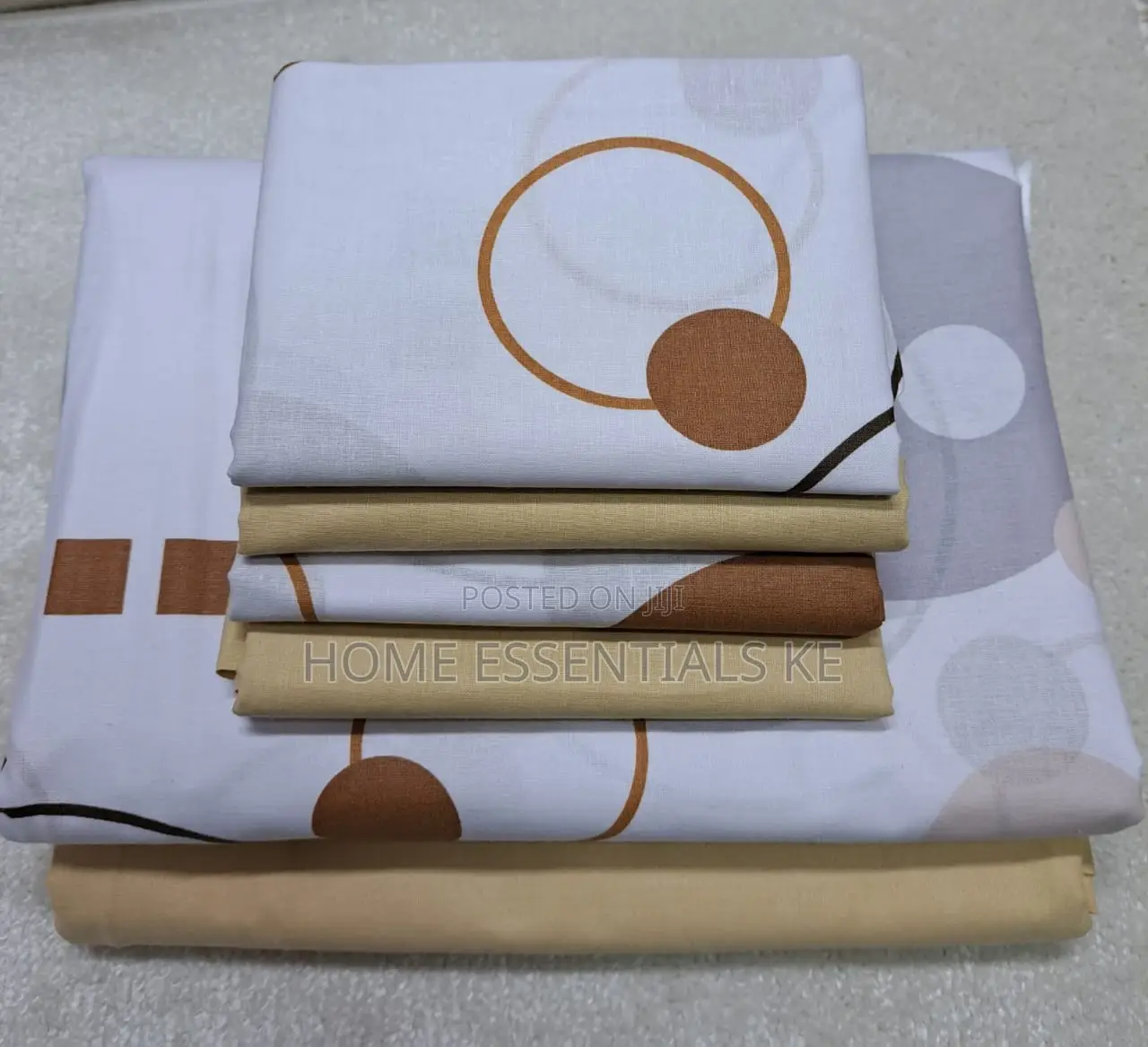 7 by 8 Cotton Bedsheet 
Two Bedsheets With Four Pillowcases