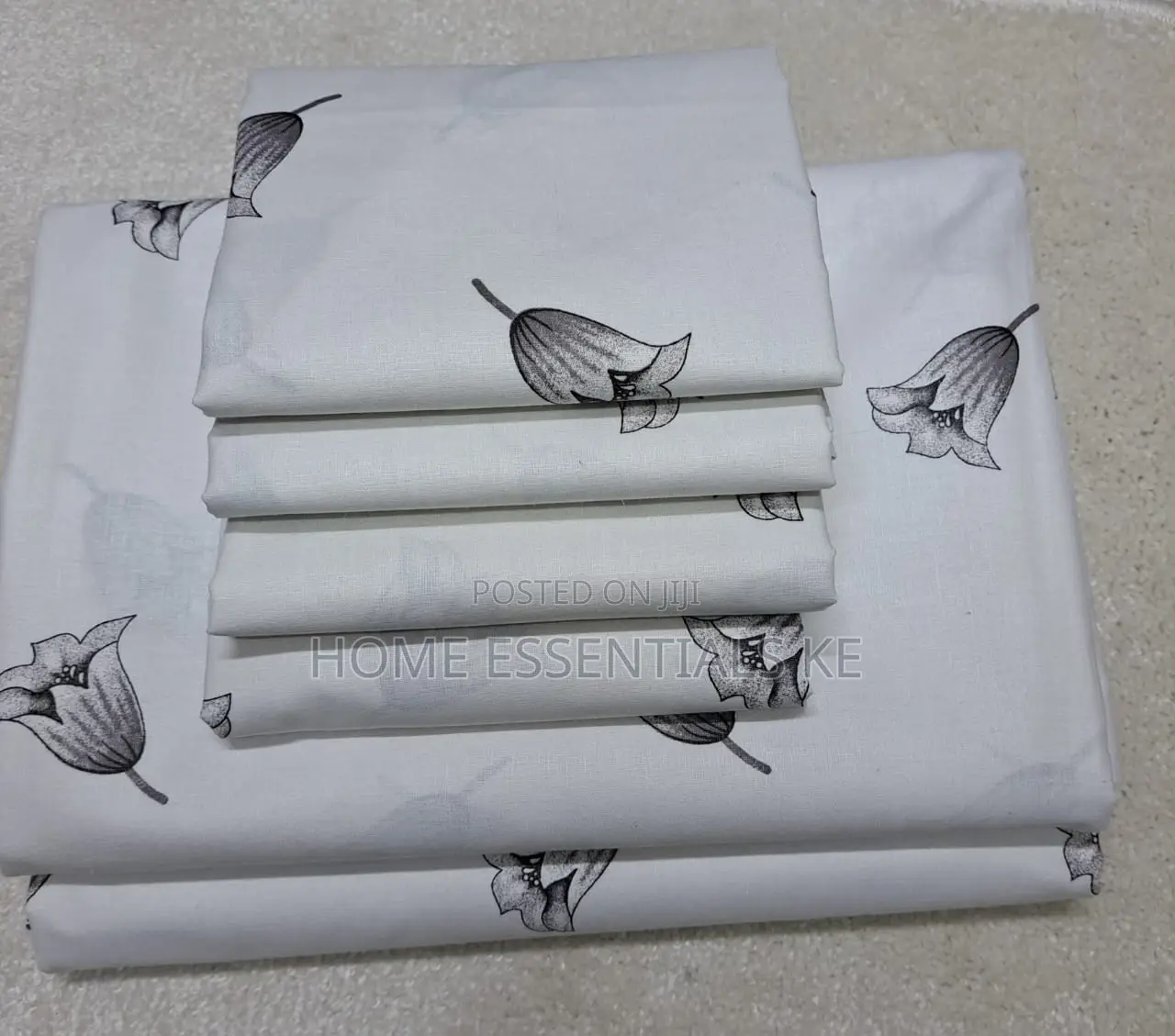 7 by 8 Cotton Bedsheet 
Two Bedsheets With Four Pillowcases