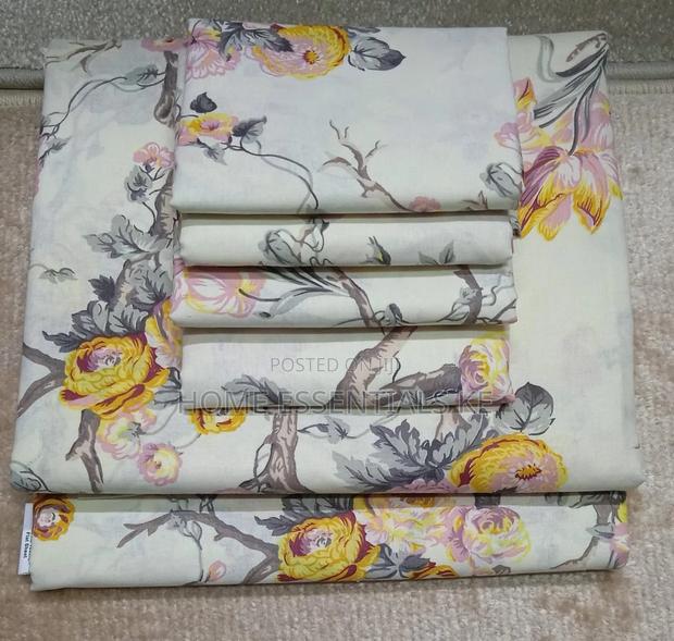 7 by 8 Cotton Bedsheet 
Two Bedsheets With Four Pillowcases - thumbnail 14