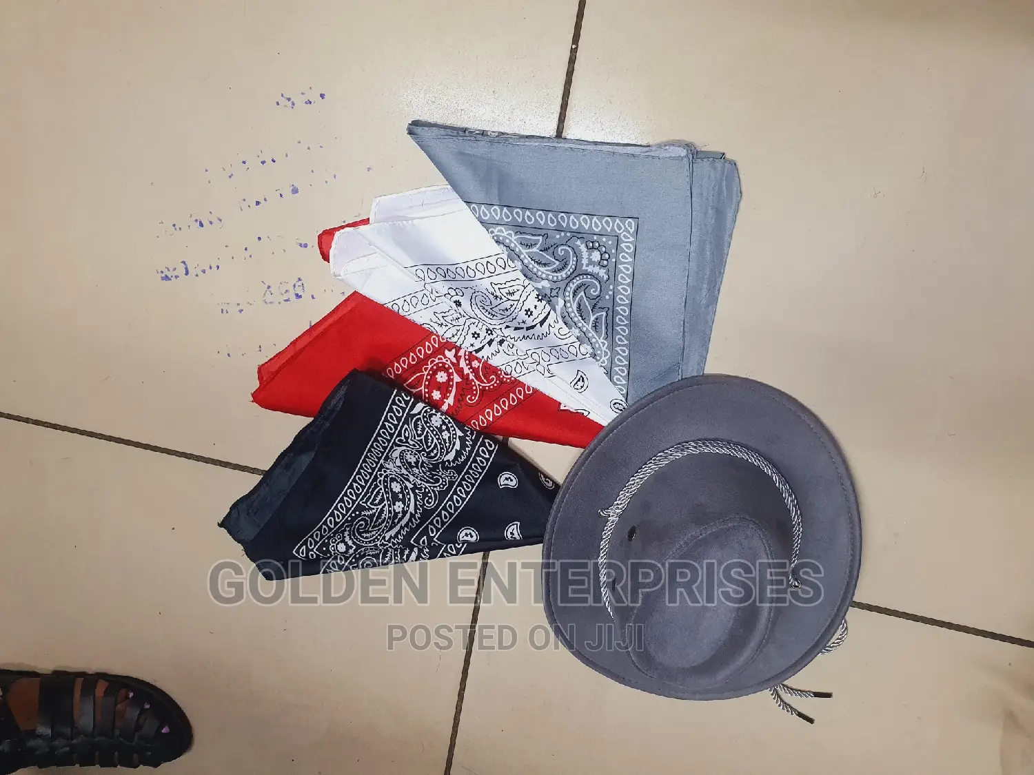 Grey Kids Cowboy Hat+Bandana(Can Be Sold Separately)
