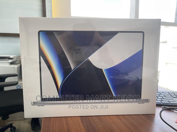 New Laptop Apple MacBook Pro 64GB Apple M1 Max SSD 4T - thumbnail 2