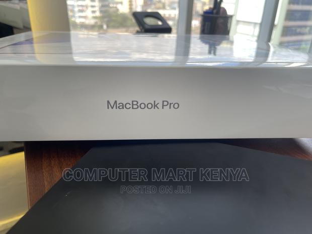 New Laptop Apple MacBook Pro 64GB Apple M1 Max SSD 4T - main view