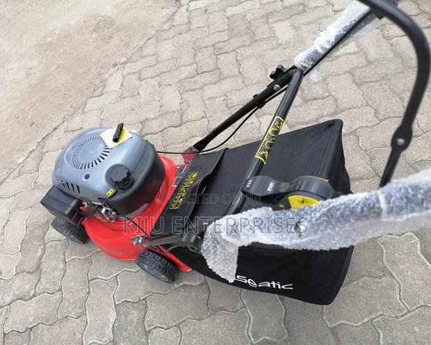Lawnmower on Offer - main view