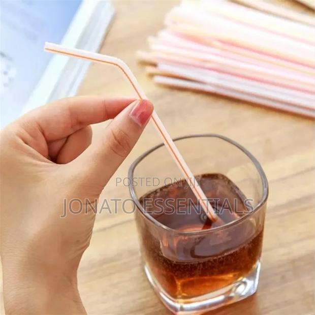 50pcs Disposable Straws Pack - thumbnail 2