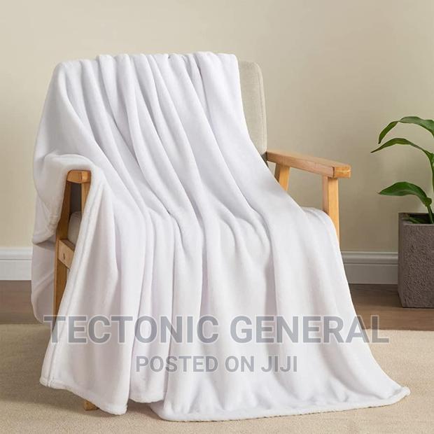 6x6 Plain Soft Coral Fleece Blankets-Coloured White - thumbnail 2