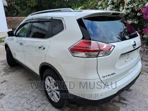 Nissan X-Trail 2016 White