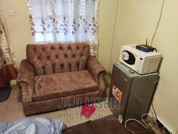 Cozy Airbnb Studio Apartment (Bedsitter/Studio) - thumbnail 5