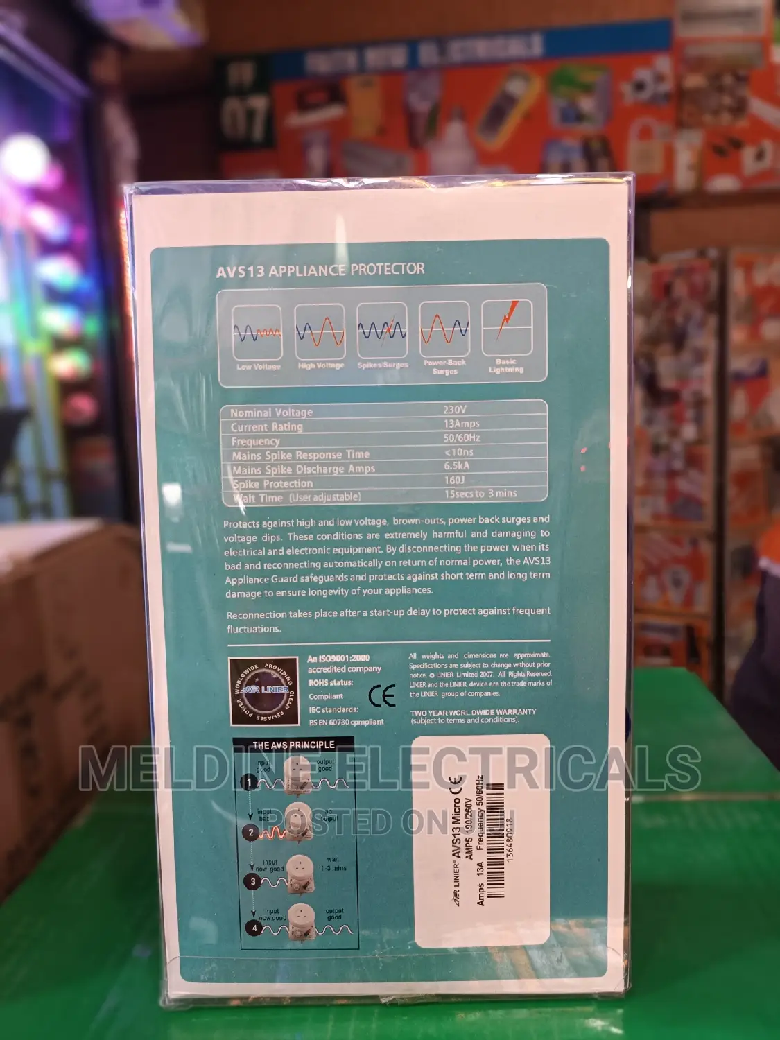 13A AVS - Automatic Voltage Switcher