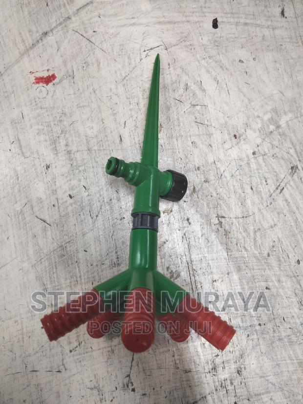 Open Horse 6 Sprinkler - main view
