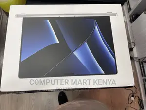 New Laptop Apple MacBook Pro 32GB Apple M2 Ultra SSD 1T