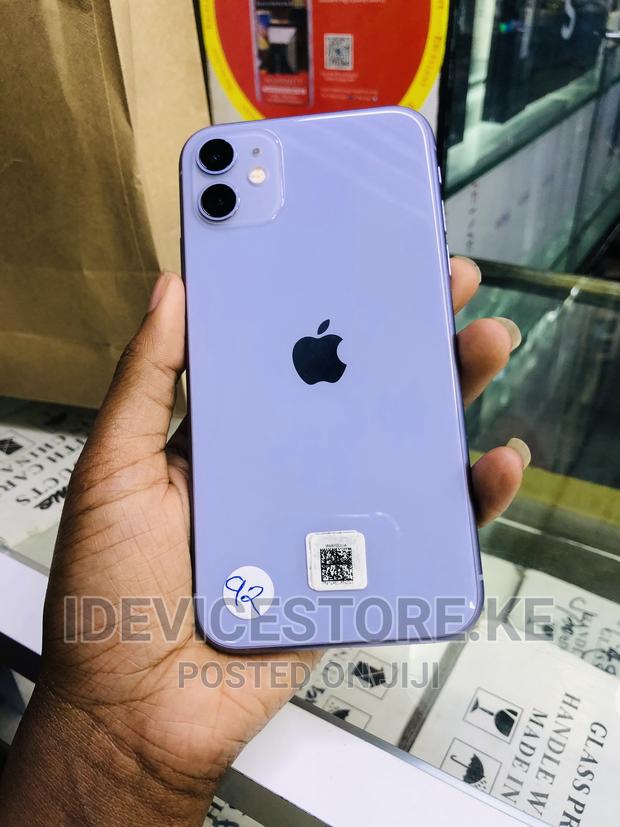 Apple iPhone 11 64 GB Purple - main view