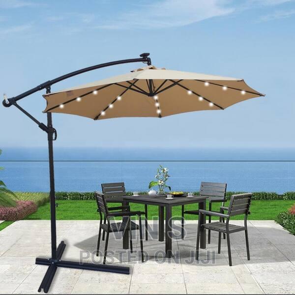 Patio Umbrellas- Patio Umbrellas- Cantilever Patio Umbrellas