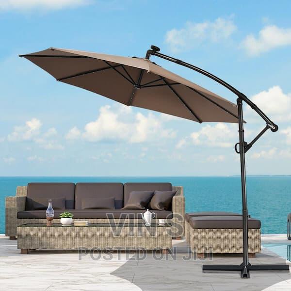 Patio Umbrellas% Cantilever Patio Umbrellas% Patio Umbrellas