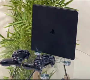 Foreign Used Ps4 Slim With Two Controllers