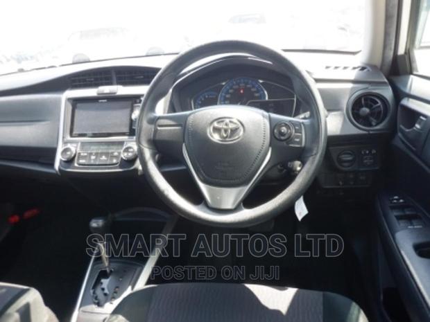 Toyota Corolla Fielder 2016 White - thumbnail 5