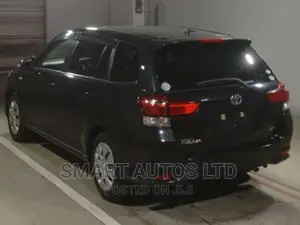 Toyota Corolla Fielder 2016 Black