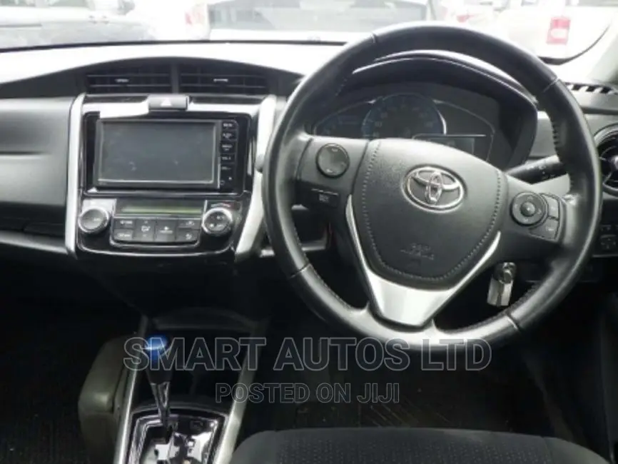 Toyota Corolla Fielder 2016 Black
