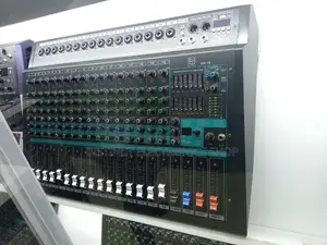 Martin Audio Powered Mixer
