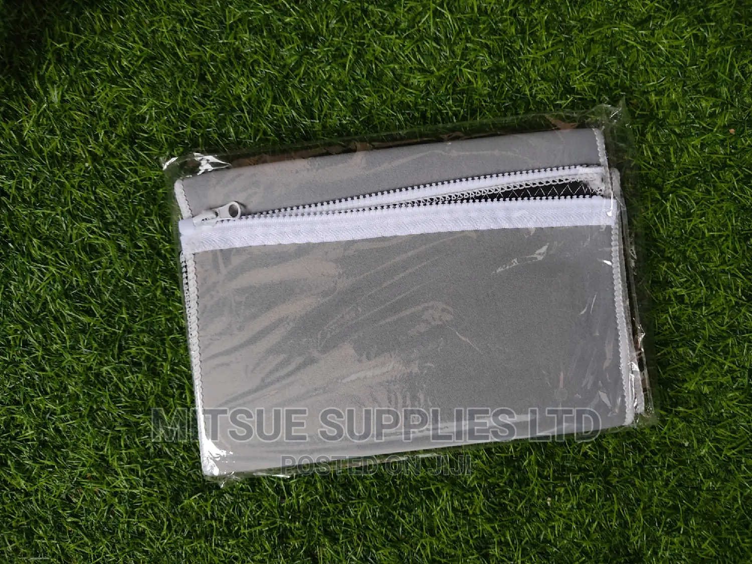 Slimming Belt. Zipper Design That Skims Trims Waiste