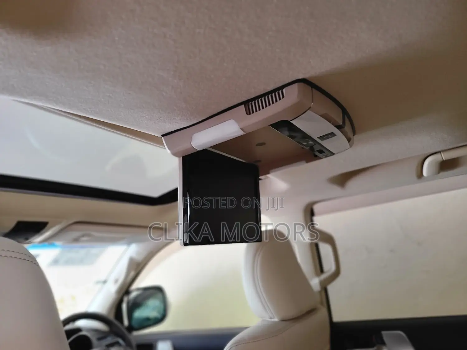 Toyota Land Cruiser 2016 White